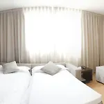 Atenea Hotel 4*
