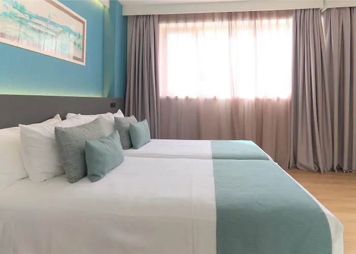 Ξενοδοχείο Atenea 4*